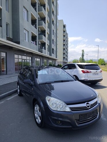Opel Astra-2