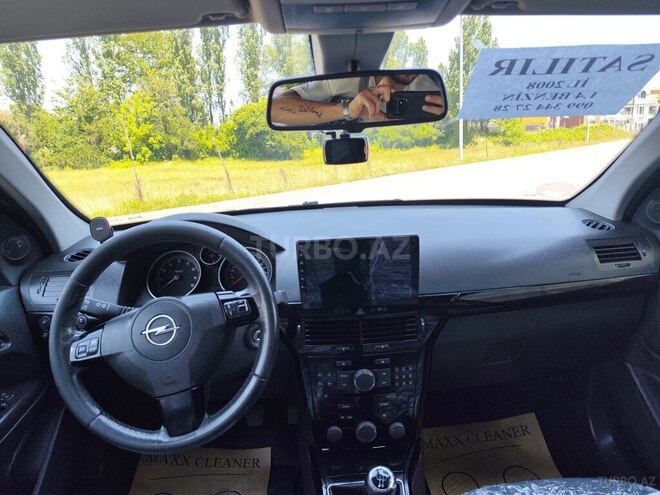 Opel Astra-11