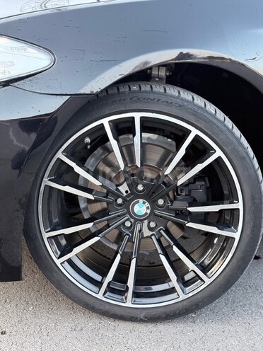 BMW 528-7