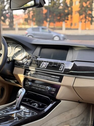 BMW 528-11