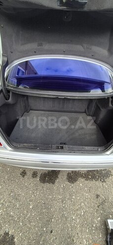 Mercedes E 240-13