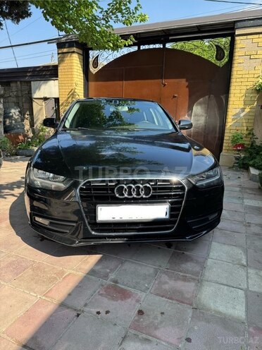 Audi A4-1