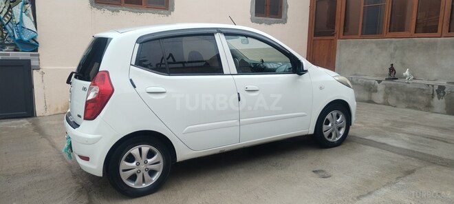 Hyundai i10-3