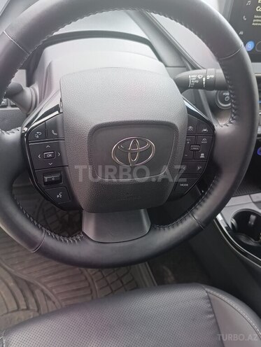 Toyota Prius-3