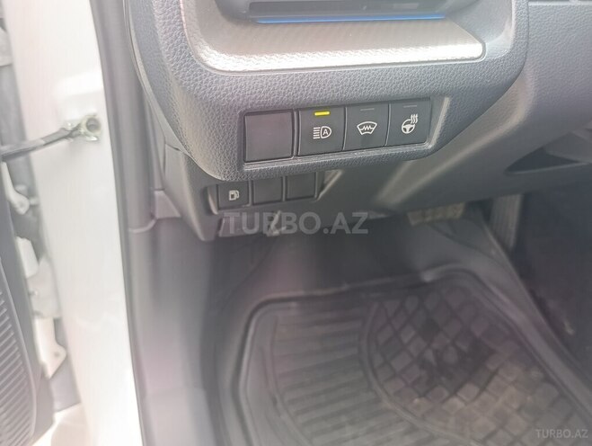 Toyota Prius-4