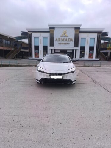 Toyota Prius-14