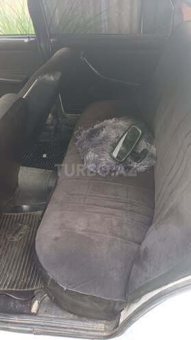 LADA (VAZ) 2106-4