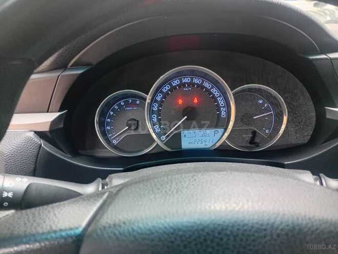 Toyota Corolla-12