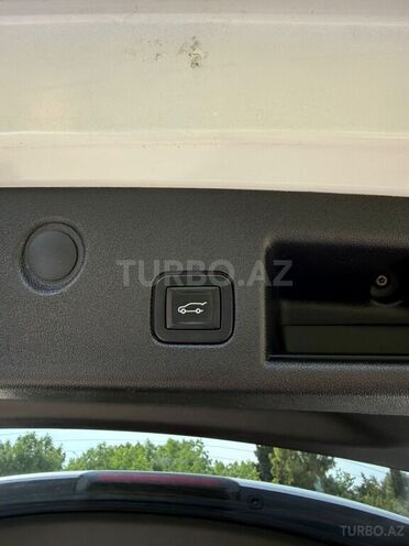 Chevrolet Equinox-13