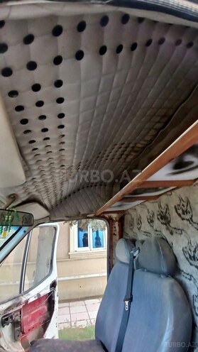 Ford Transit-11