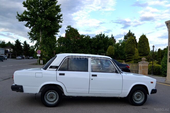 LADA (VAZ) 2107-7