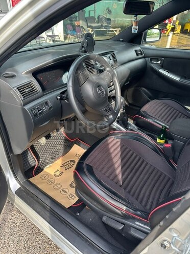 Toyota Corolla-10