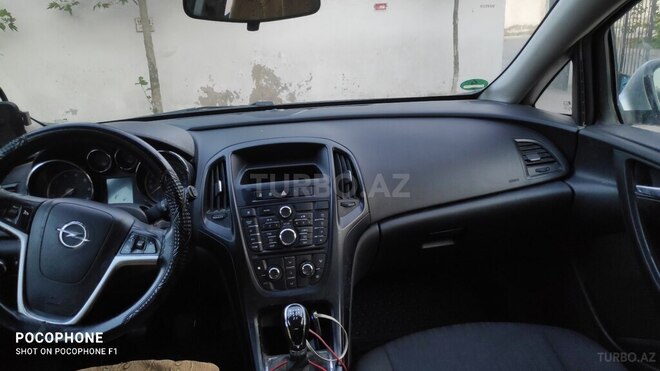 Opel Astra-2