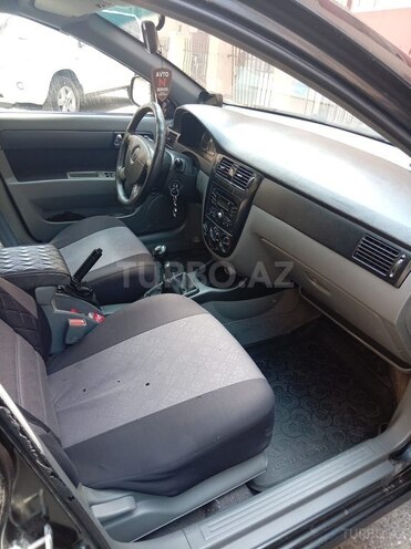 Daewoo Gentra-8