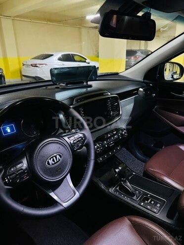 Kia Sorento-10