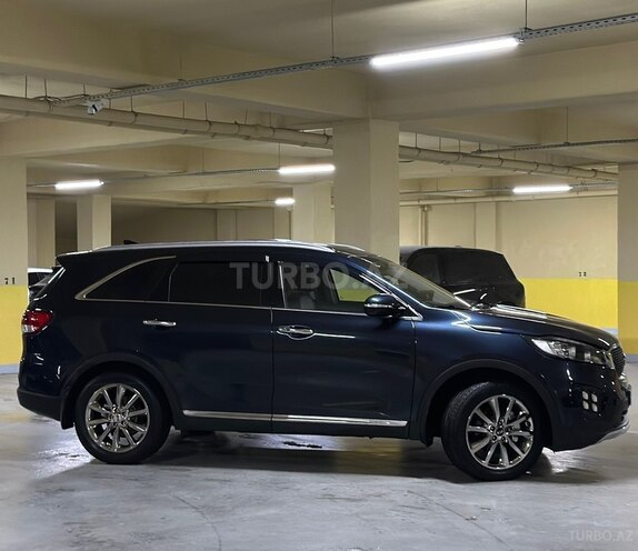 Kia Sorento-4