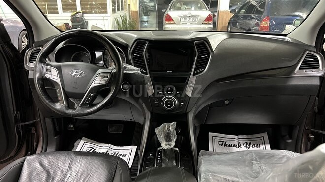 Hyundai Santa Fe-17