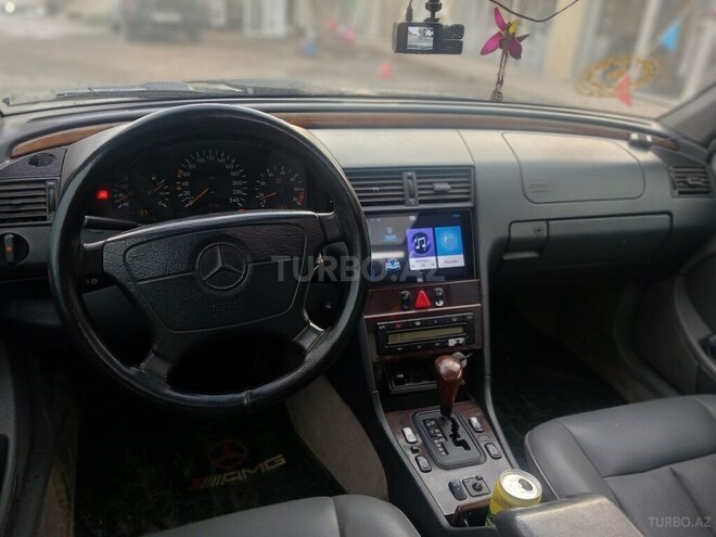 Mercedes C 230-2