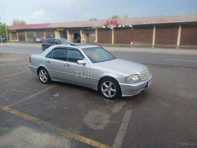 Mercedes C 230-4