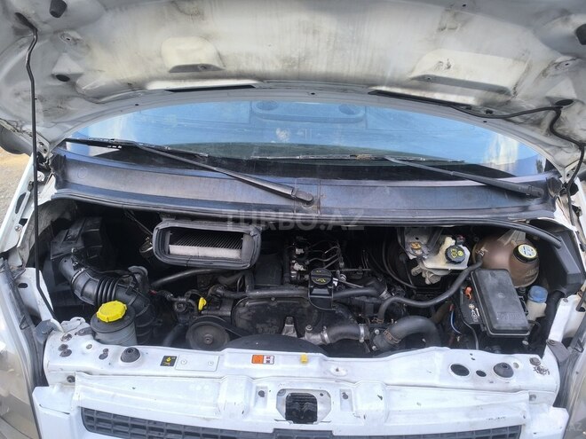 Ford Transit-17