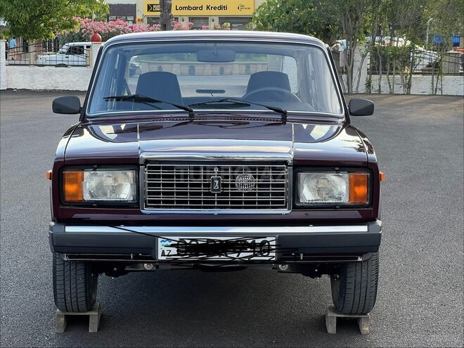 LADA (VAZ) 2107-11