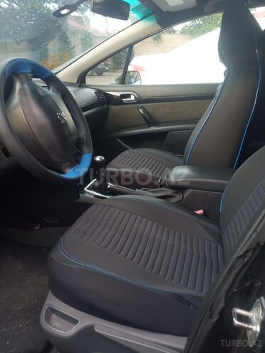 Peugeot 407-6