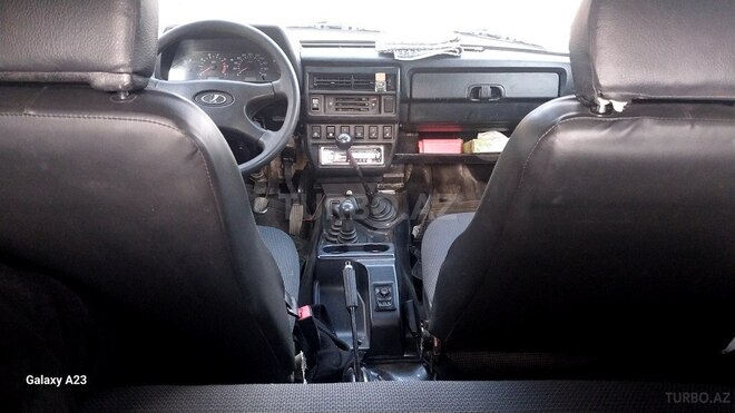 LADA (VAZ) Niva-13
