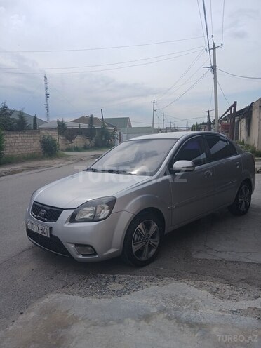 Kia Rio-2