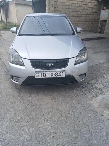 Kia Rio-1