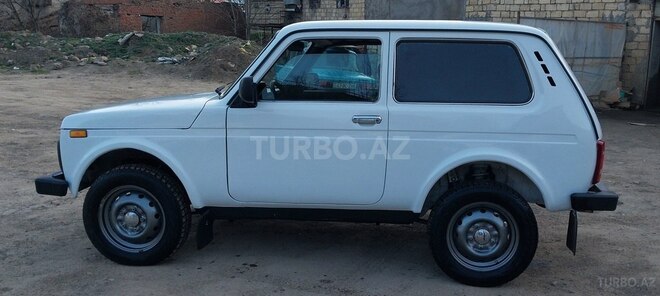 LADA (VAZ) Niva-17