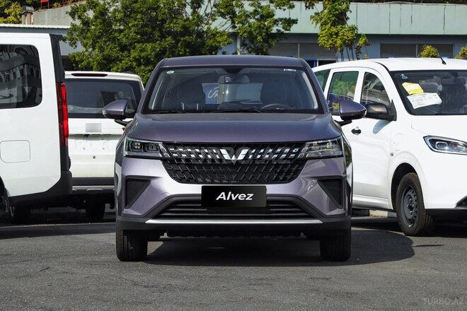 Wuling Alvez-3