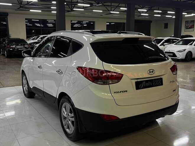 Hyundai ix35-3