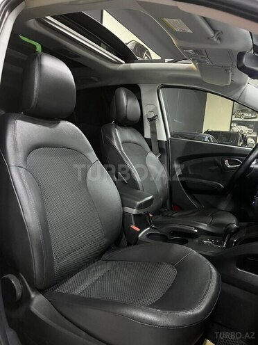 Hyundai ix35-11