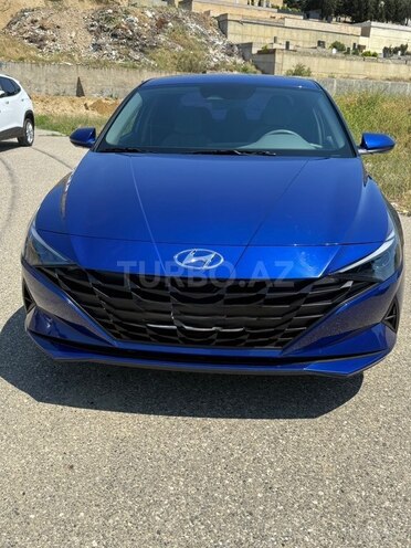 Hyundai Elantra-2