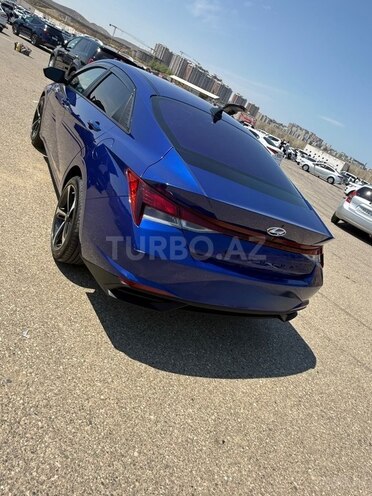 Hyundai Elantra-7