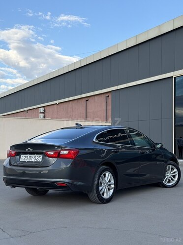 Chevrolet Malibu-5