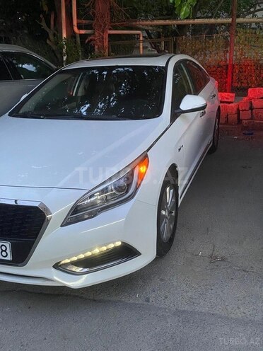 Hyundai Sonata-3