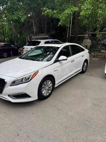 Hyundai Sonata-10
