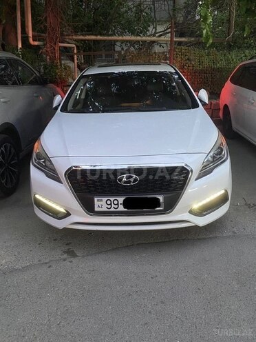 Hyundai Sonata-1