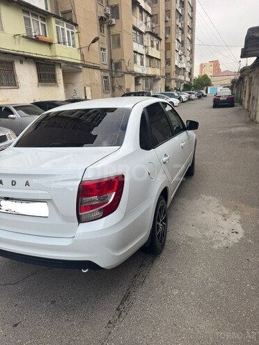LADA (VAZ) Granta-9