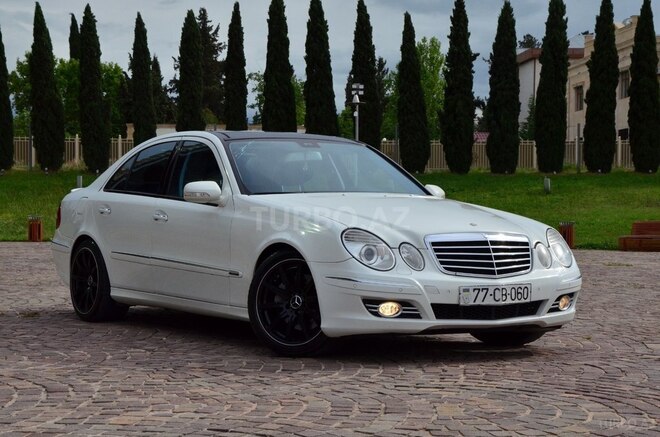 Mercedes E 300-7
