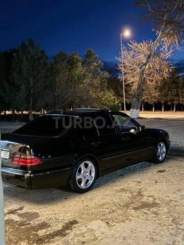 Mercedes E 320 2001, 60,000 km - 3.2 l - Şirvan