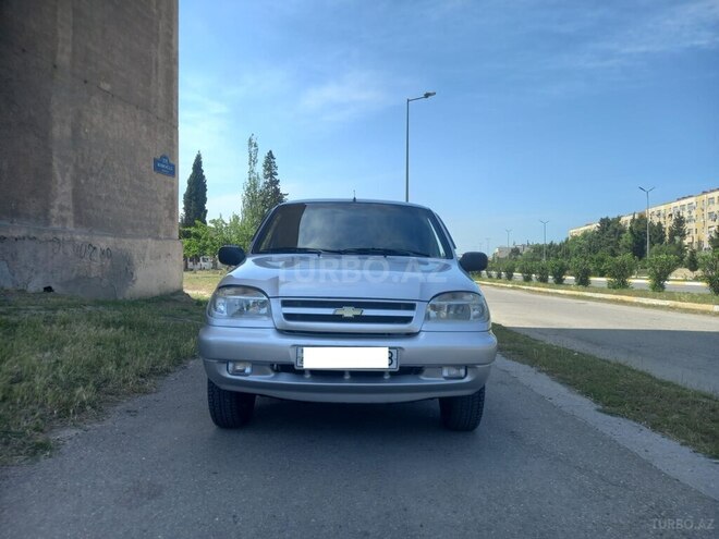 Chevrolet Niva-2
