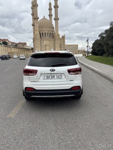 Kia Sorento-2
