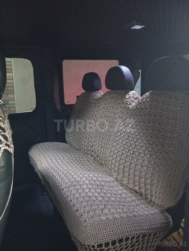 Ford Transit-8