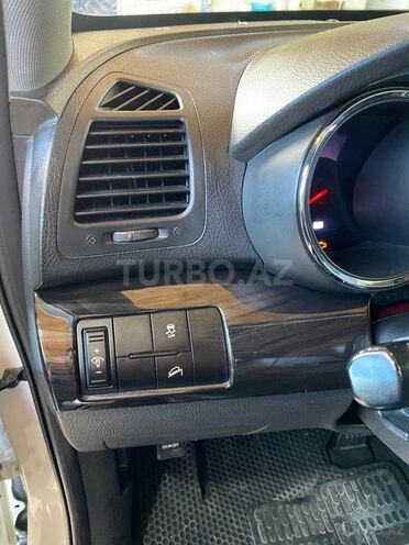 Kia Sorento-13