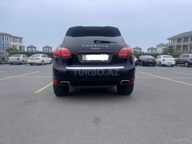 Porsche Cayenne-7