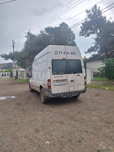 Ford Transit-6