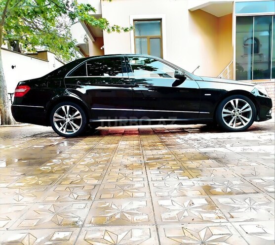 Mercedes E 220-7