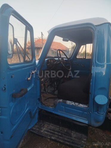 GAZ 53-13